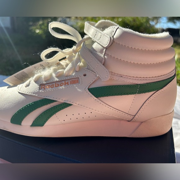 Reebok White and Green High-Top Sneakers - Picture 2 of 9